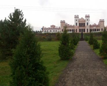 Дворец Пусловских — замок-легенда белорусской земли в Коссово